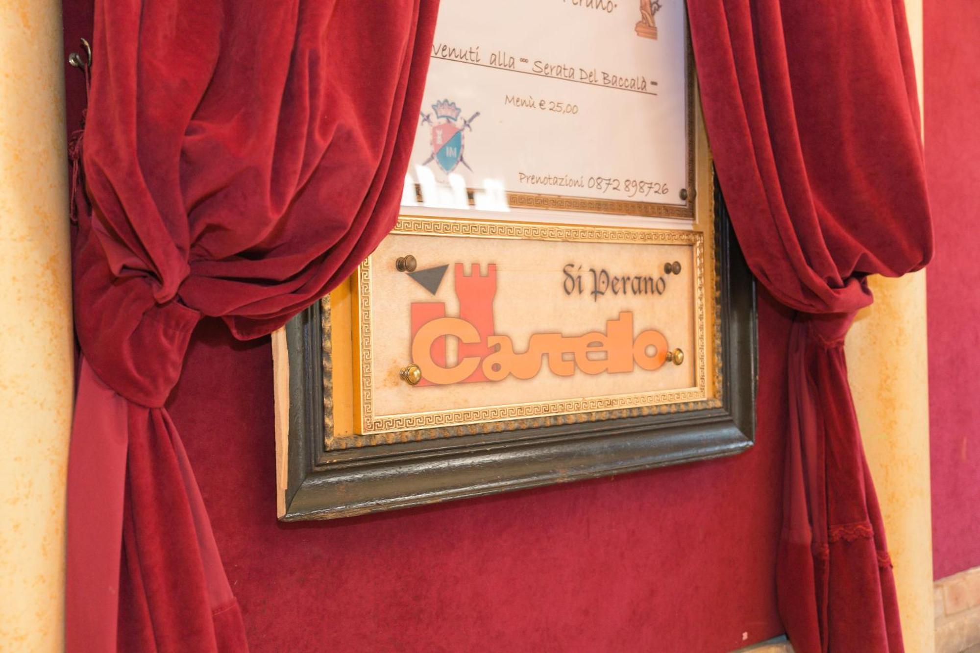 Hotel Il Castello Di Perano Zewnętrze zdjęcie