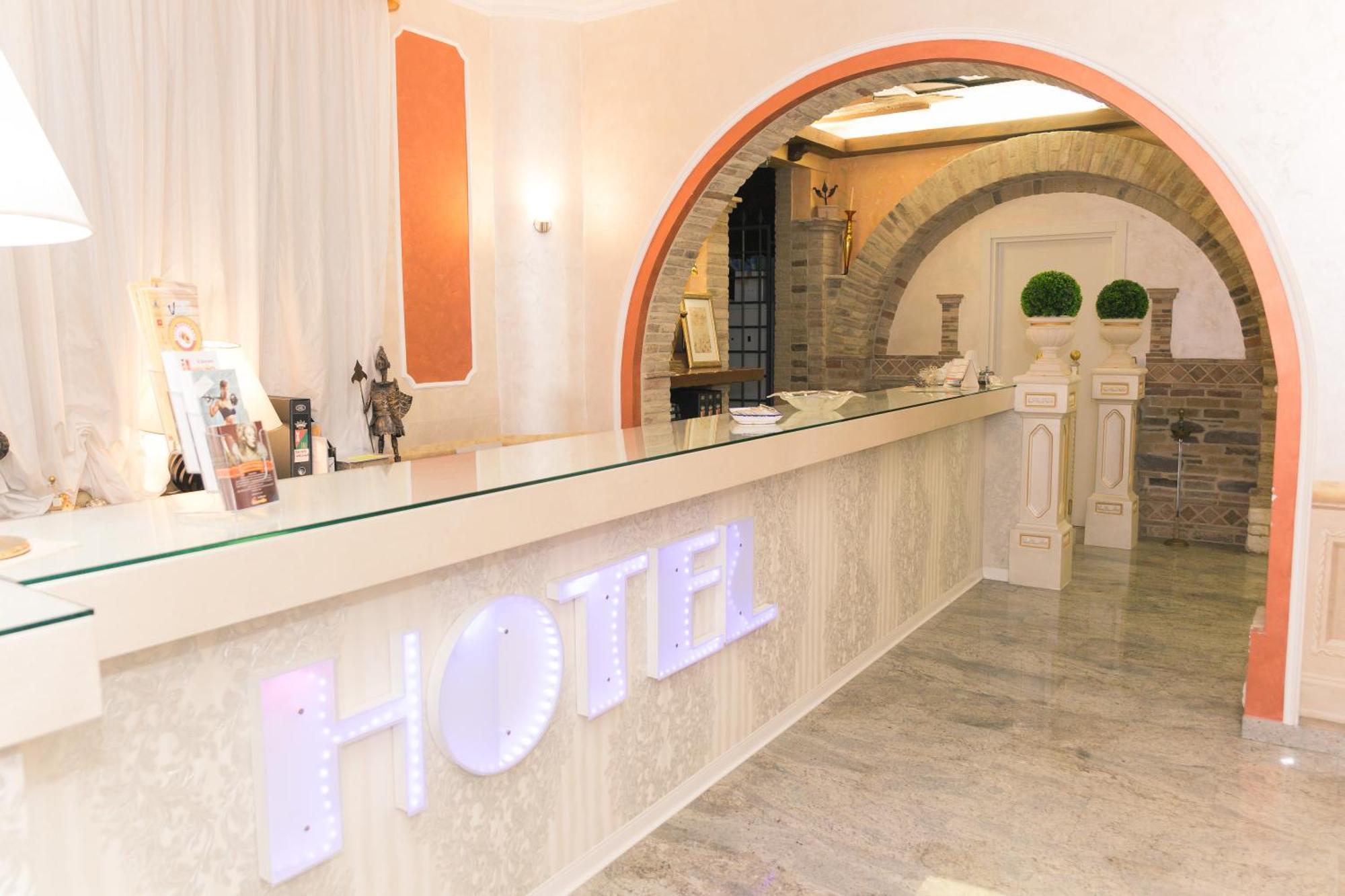 Hotel Il Castello Di Perano Zewnętrze zdjęcie
